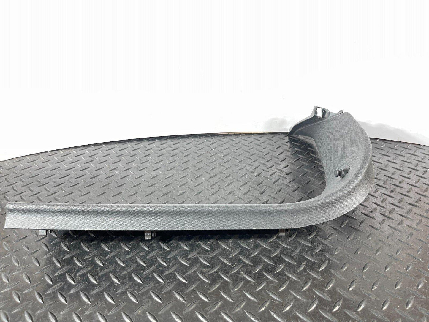 12-18 MERCEDES A-CLASS W176 GENUINE REAR RIGHT O/S BOOTLID TRIM A1767400271