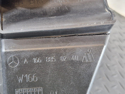 11-19 MERCEDES BENZ ML W166 GENUINE REAR RIGHT BUMPER BRACKET A1668850240