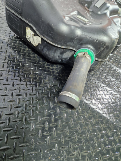 Mercedes-Benz B-Class W247 Genuine Diesel Fuel Tank With Pump A2474701500