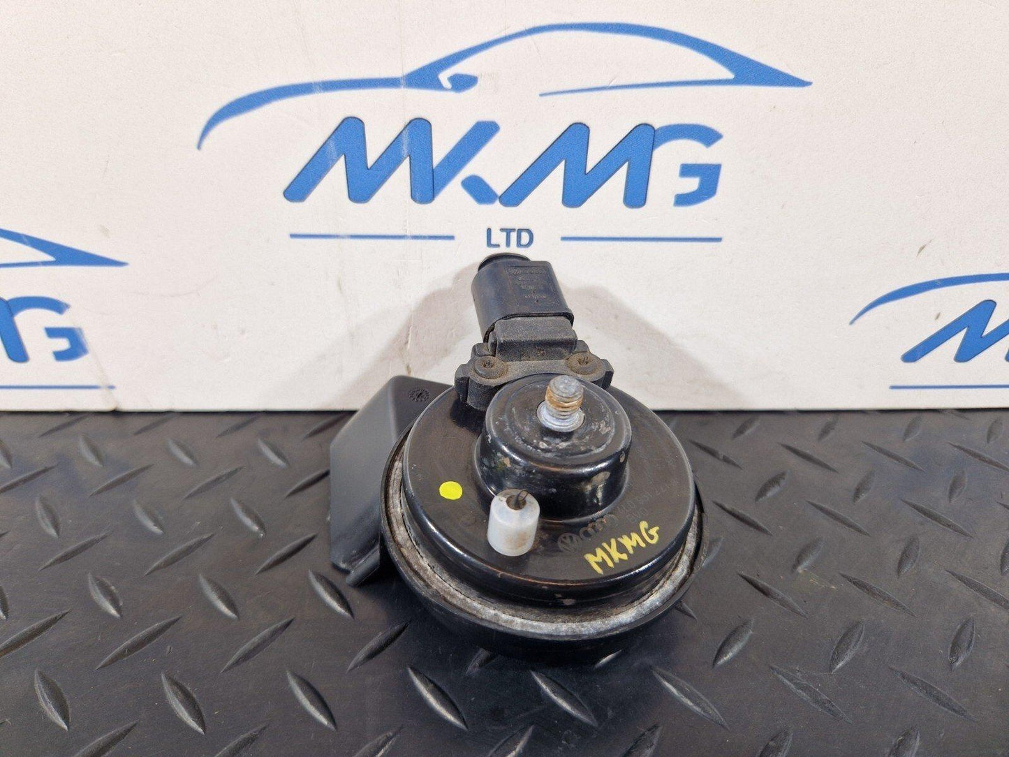 10-15 AUDI Q7 4L LOW TONE HORN SIREN SIGNAL 4L0951221A
