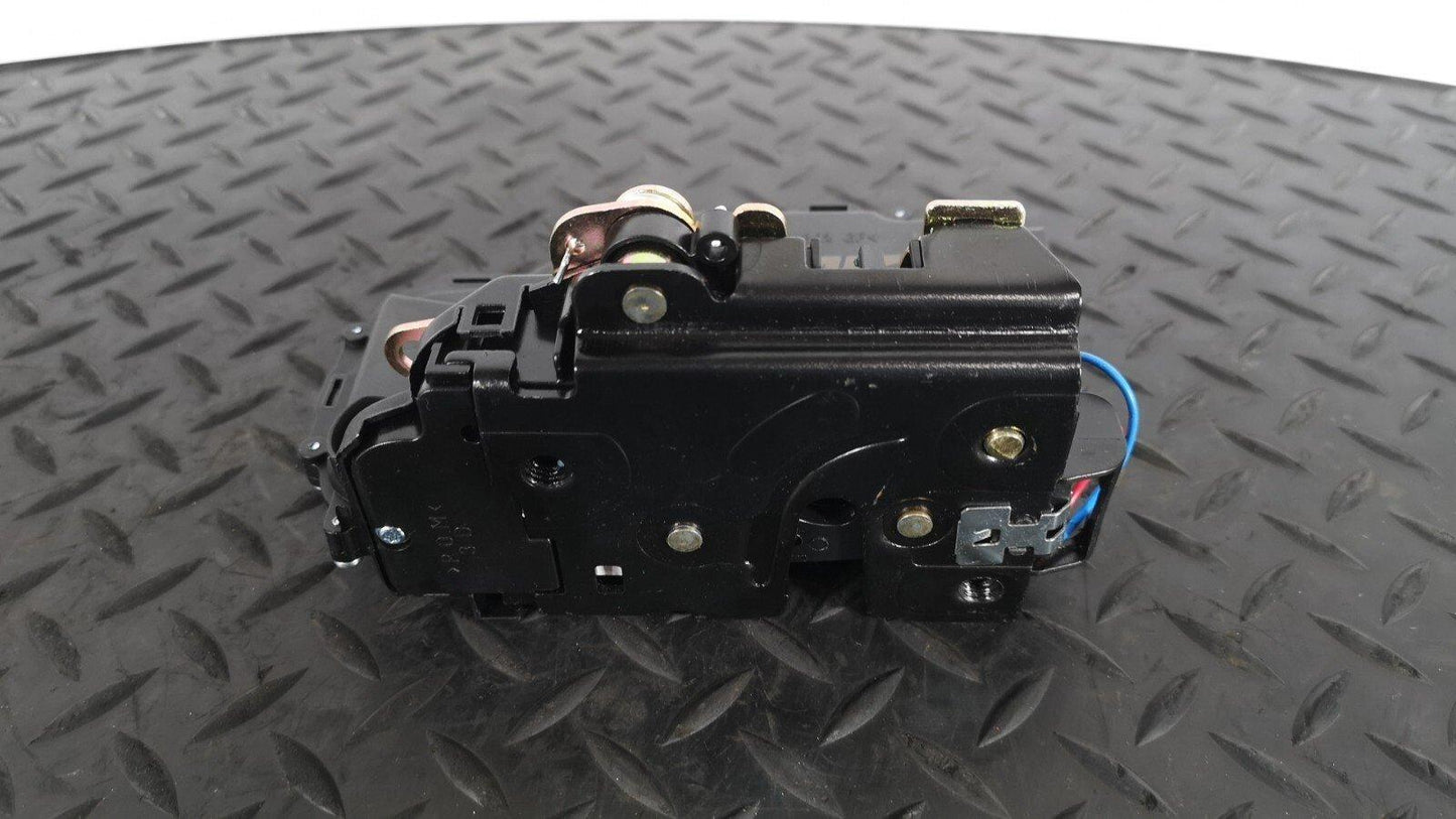 VW PASSAT B5.5 FRONT RIGHT DOOR LOCK ACTUATOR SOLENOID LOCKING RELAY 3B1837016A