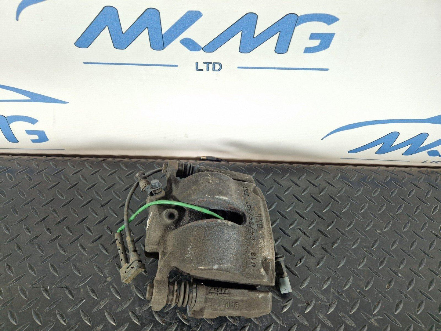 20-24 BMW 1 SERIES F40 OEM FRONT LEFT BRAKE CALIPER
