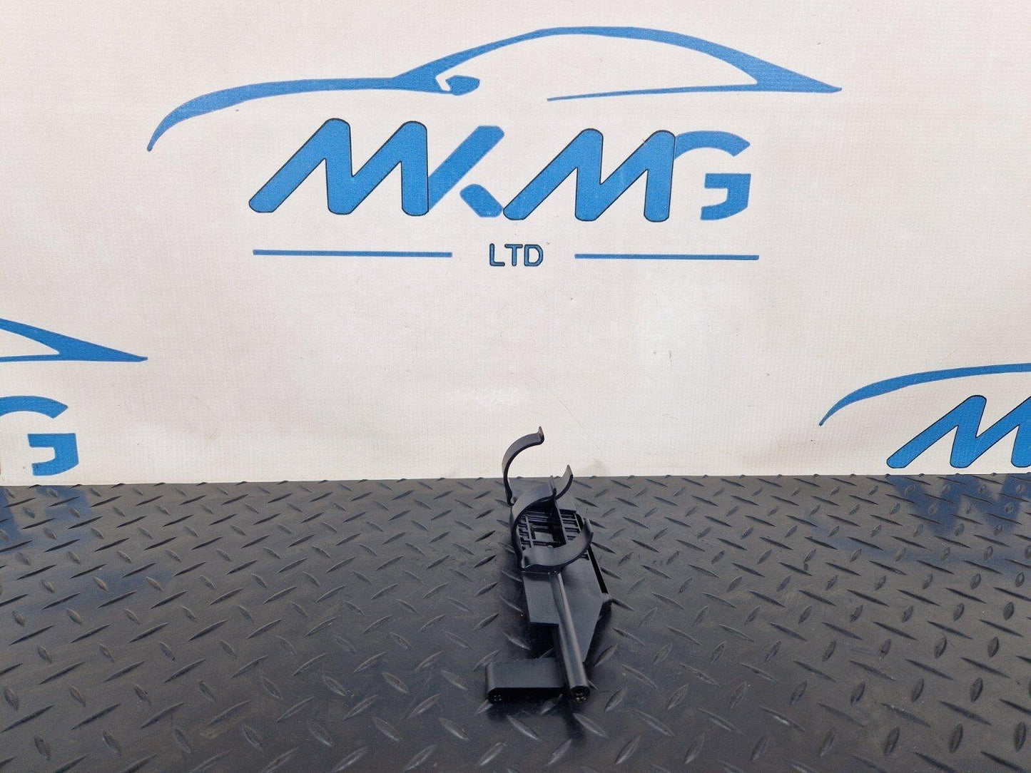 19-ON MERCEDES BENZ B CLASS W247 CONTROL UNIT HOLDER BRACKET A1775455700