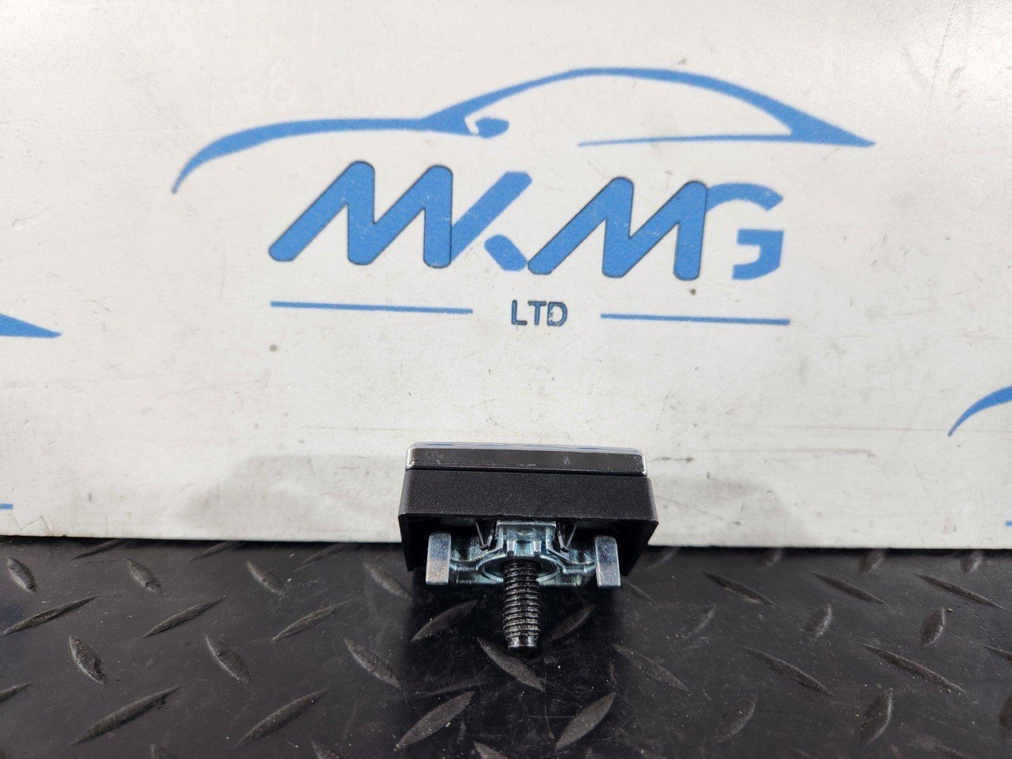 16-20 AUDI Q7 4M GENUINE SET OF 4 BOOT TRUNK LUGGAGE HOOKS