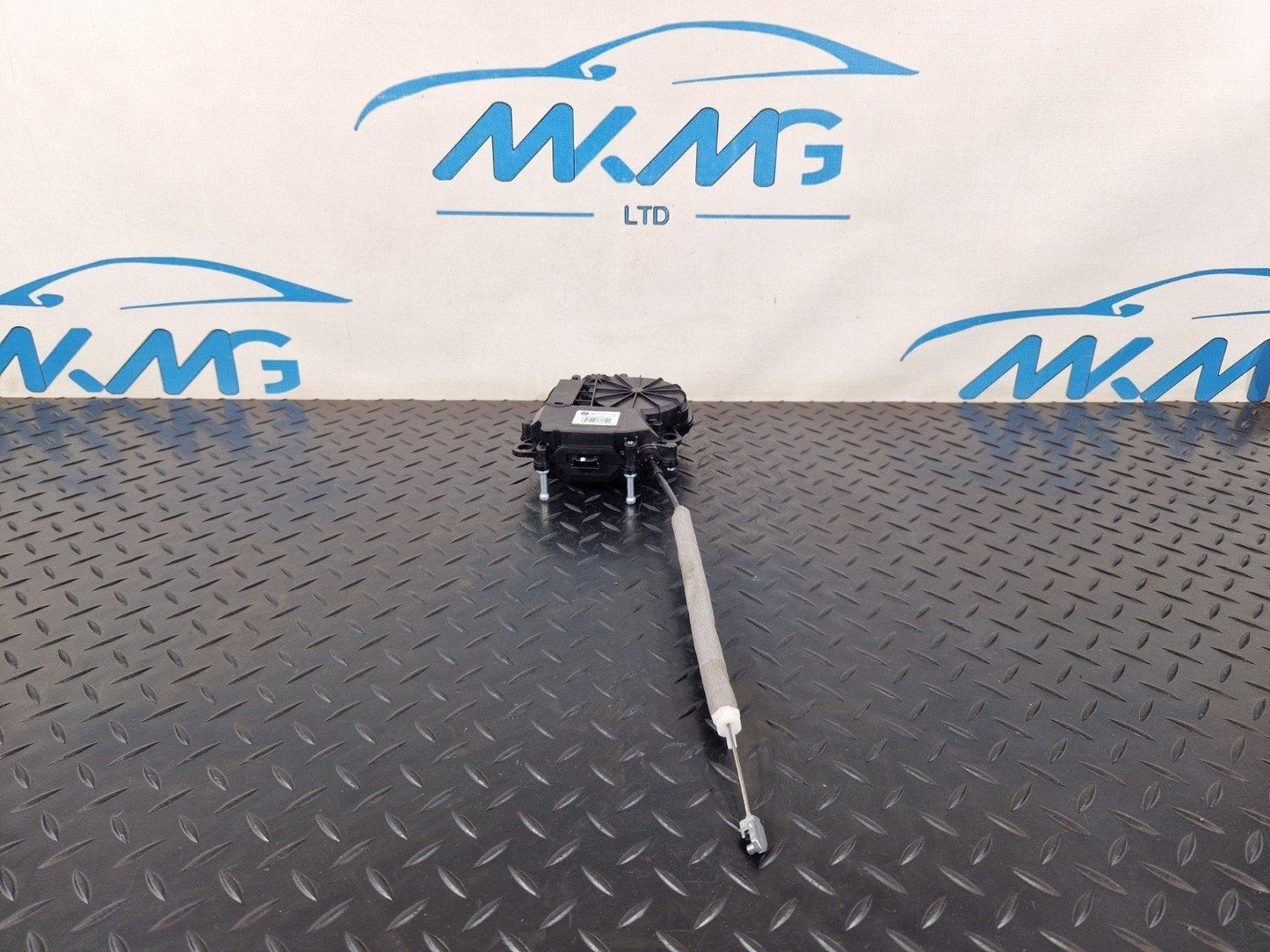 16-22 BMW X1 F48 GENUINE TAILGATE BOOT LID SOFT CLOSE MOTOR 7374006