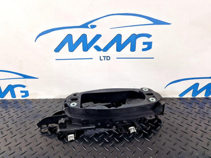 16-19 AUDI A4 B9 AVANT GENUINE GEARSTICK MOUNTING PLATE BRACKET 8W0863531