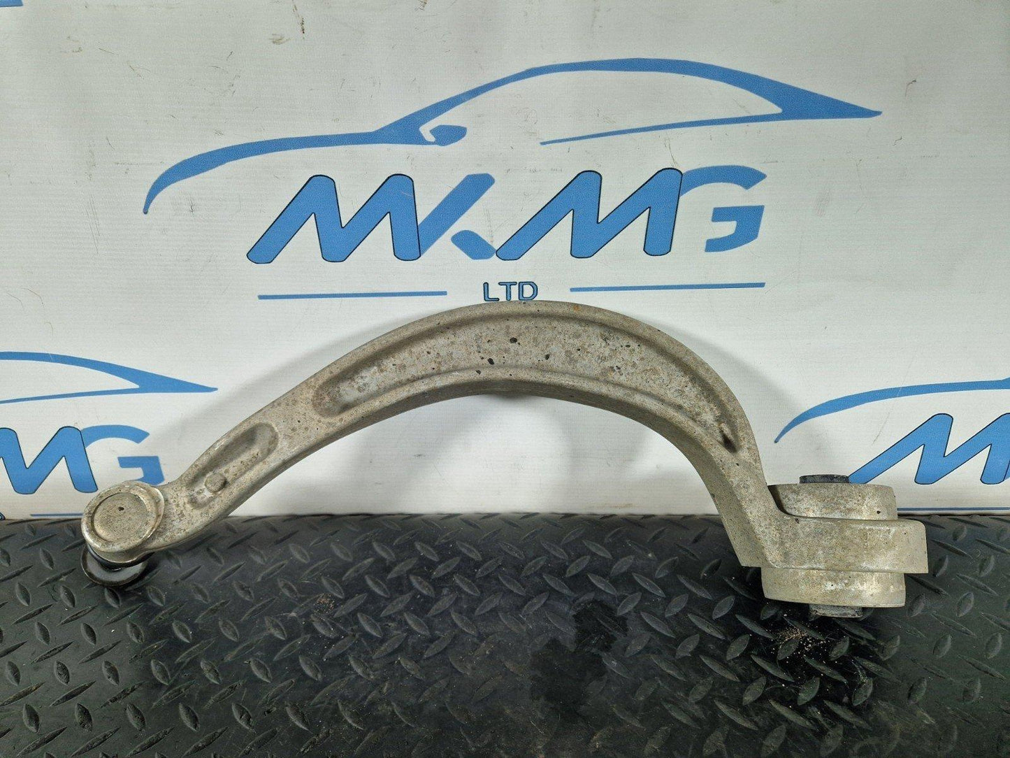 12-18 AUDI A6 C7 OEM GENUINE FRONT RIGHT SIDE LOWER CONTROL ARM 4G0407695