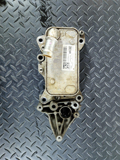 18-ON MERCEDES BENZ SPRINTER W907 GENUINE ENGINE OIL COOLER RADIATOR A6511801165