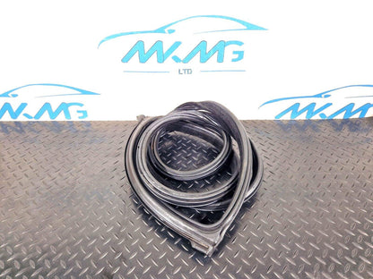 11-18 BMW 6 SERIES F06 REAR RIGHT DOOR GASKET SEAL RUBBER 7275316
