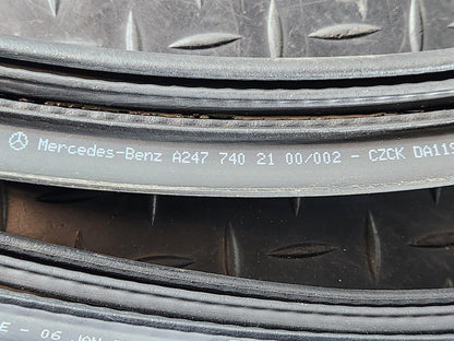 19-ON MERCEDES B CLASS W247 TAILGATE BOOT LID RUBBER SEAL A2477402100