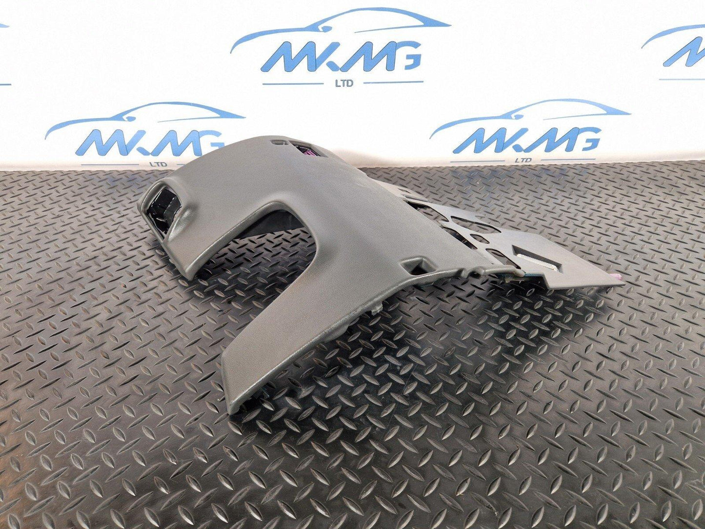 12-18 AUDI A6 C7 DASHBOARD LOWER TRIM COVER FRONT RIGHT DRIVER SIDE 4G2863076