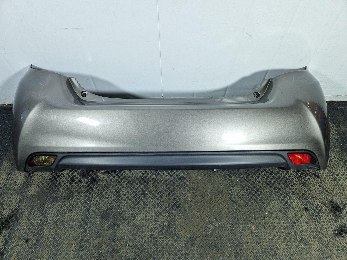Toyota Yaris MK3 Rear Bumper in Bronze/Grey 2NT