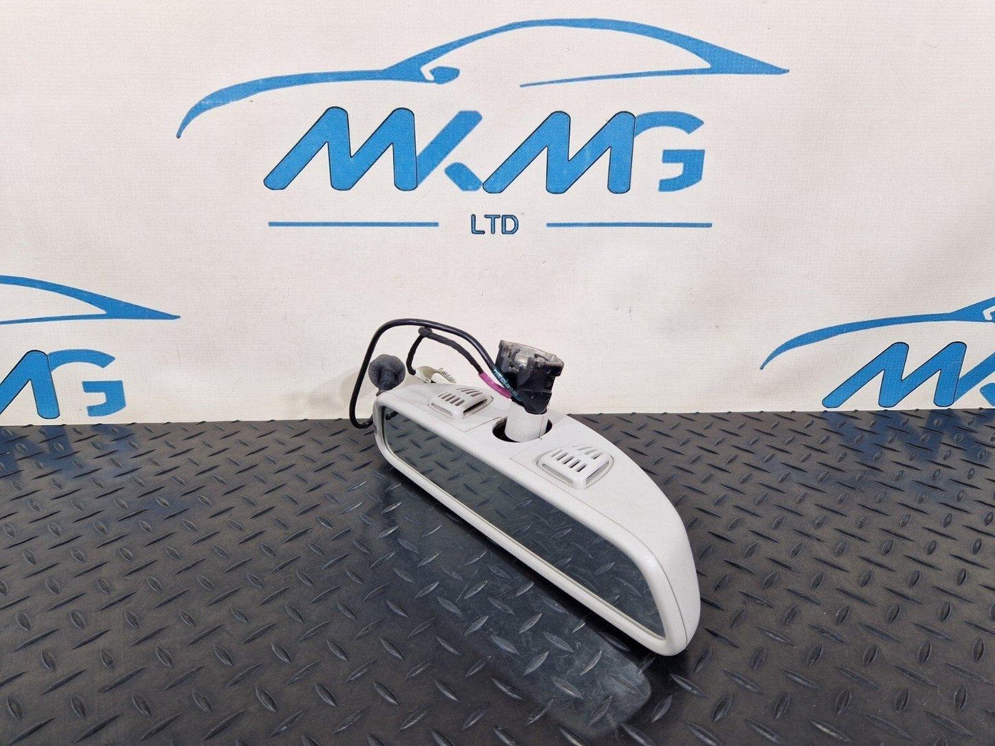 14-21 MERCEDES BENZ C200 W205 OEM AUTO DIM REAR VIEW MIRROR A2228100217