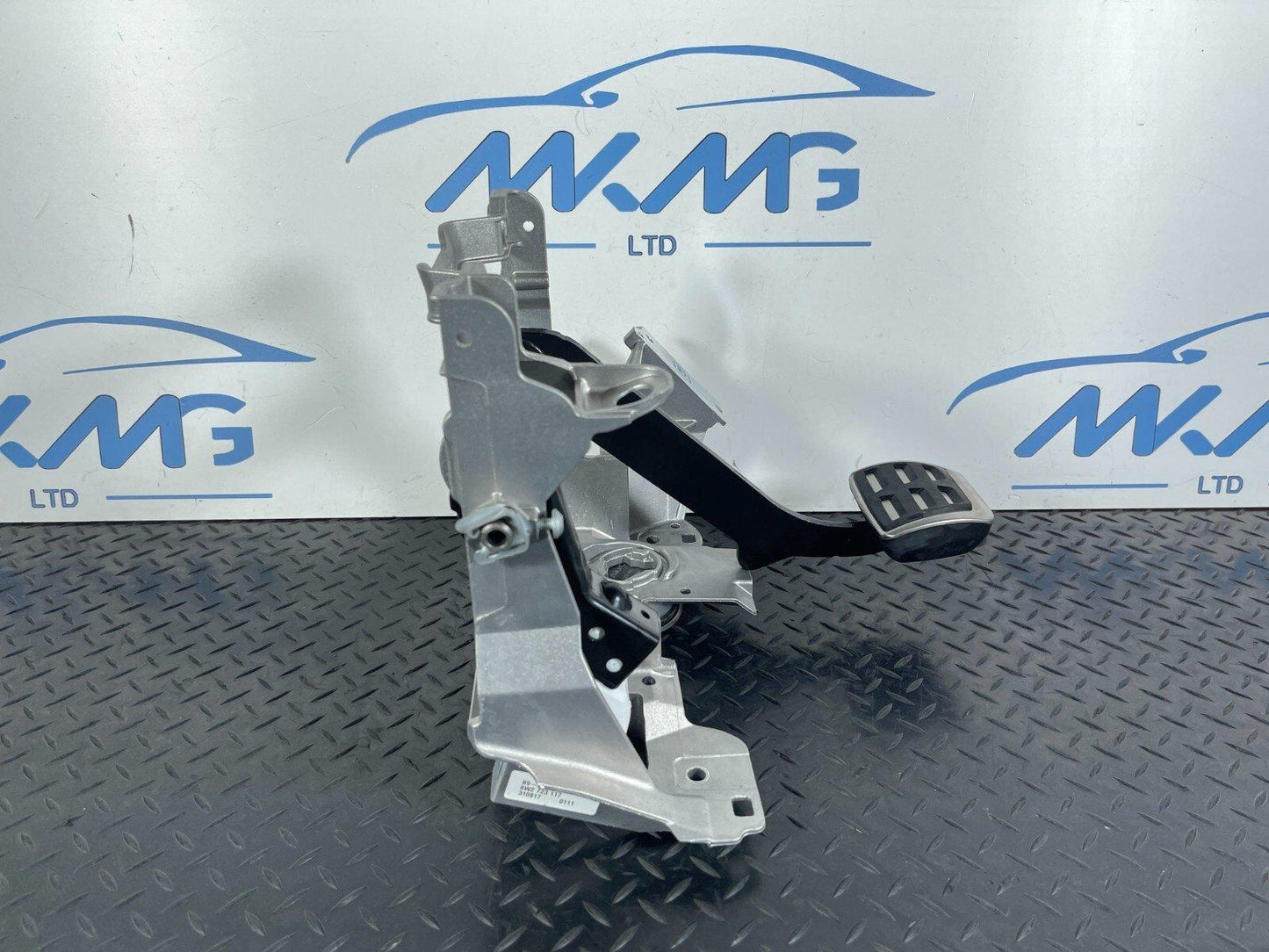 16-23 AUDI A5 F5 SPORTBACK AUTOMATIC GEARBOX BRAKE PEDAL & FRAME 8W2723140A
