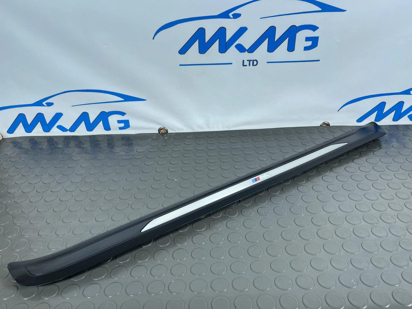 14-20 BMW 4-SERIES M-SPORT F32/F82 FRONT LEFT SIDE DOOR ENTRY  TRIM 893801710