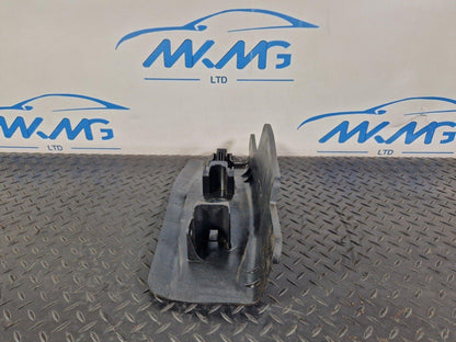 16-23 AUDI A5 F5 SPORTBACK S-LINE REAR RIGHT CONTROL ARM COVER 8W0505416E