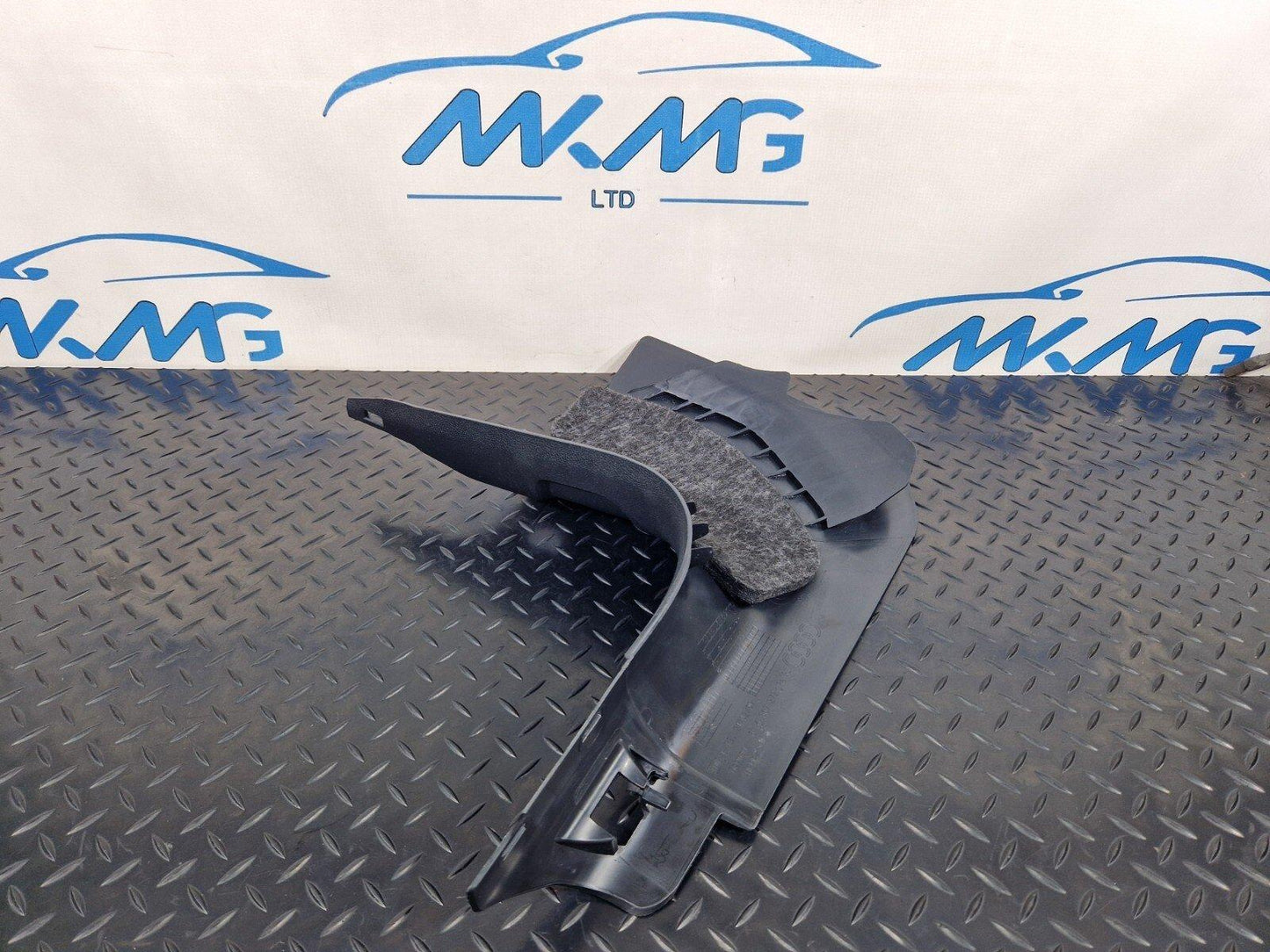 16-23 AUDI S5 COUPE FRONT RIGHT KICK TRIM PANEL 8W6867272