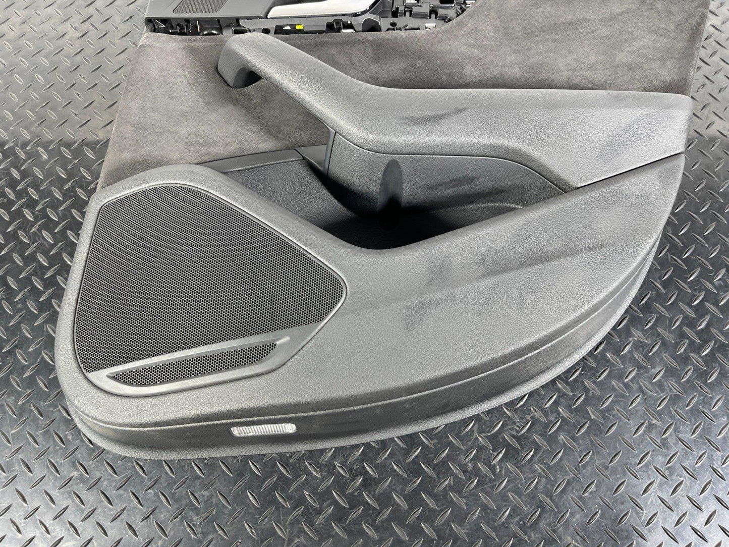 16-23 AUDI A5 F5 SPORTBACK S-LINE DRIVER SIDE REAR DOOR CARD 8W8867488