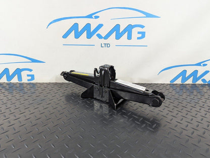 12-18 AUDI A6 C7 CAR LIFTING JACK 5N0011031E