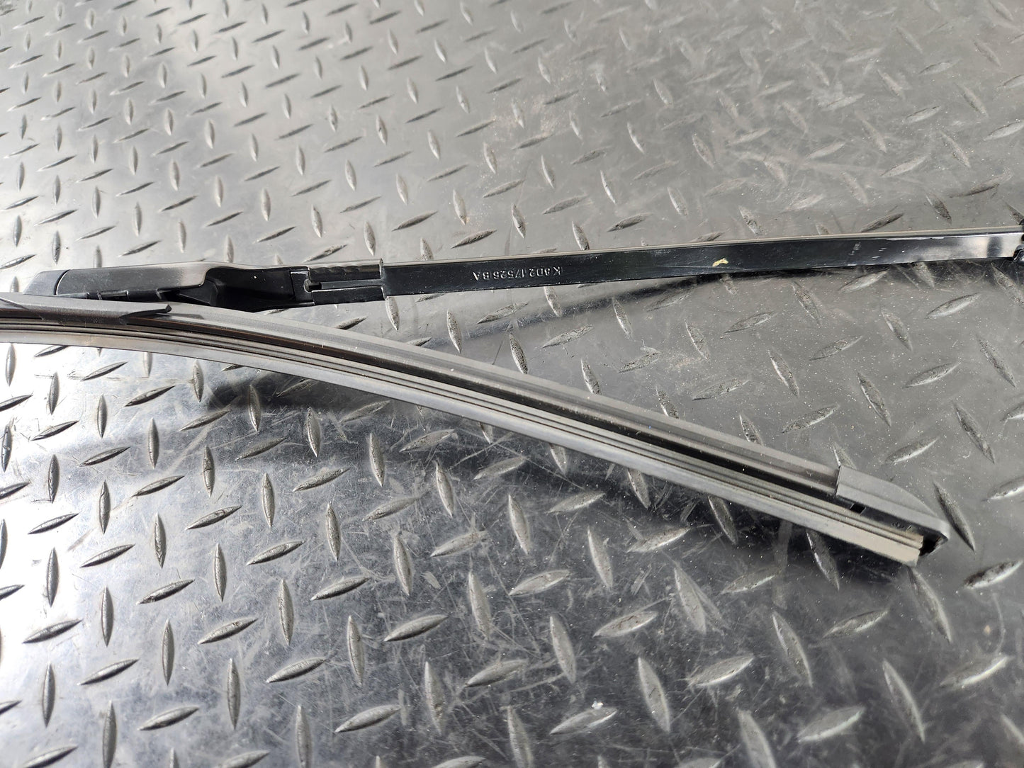 Range Rover Evoque L551 Front Left N/S Side Wiper Arm & Blade K8D217526BA