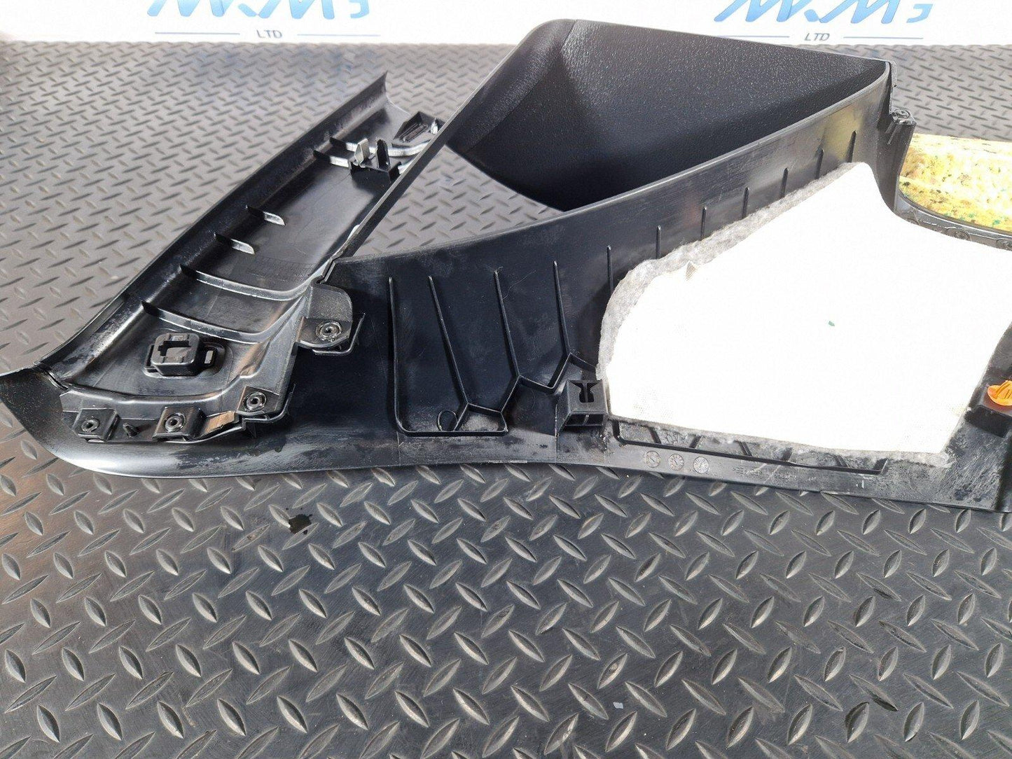 19-ON MERCEDES B CLASS W247 REAR RIGHT C PILLAR TRIM COVER  A2476901200
