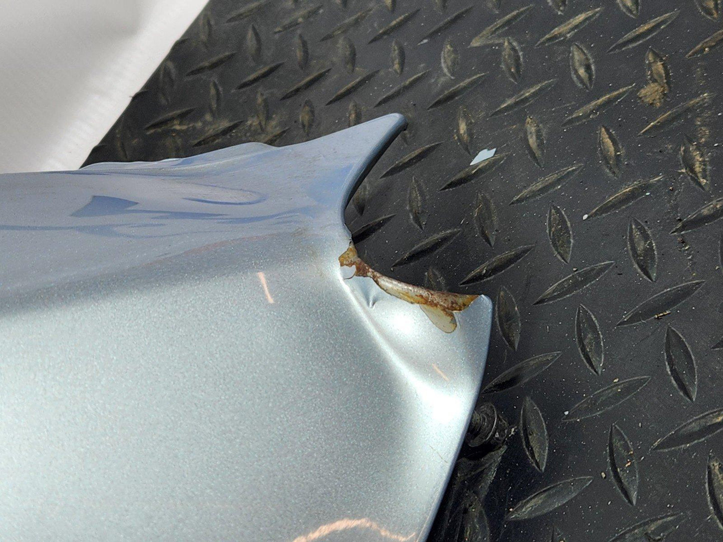 11-19 MERCEDES BENZ ML W166 GENUINE RIGHT O/S DRIVER SIDE WING PANEL (DAMAGED)