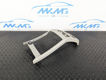 11-19 MERCEDES BENZ ML W166 OEM REAR CENTRE CONSOLE AIR VENT TRIM A1666800907
