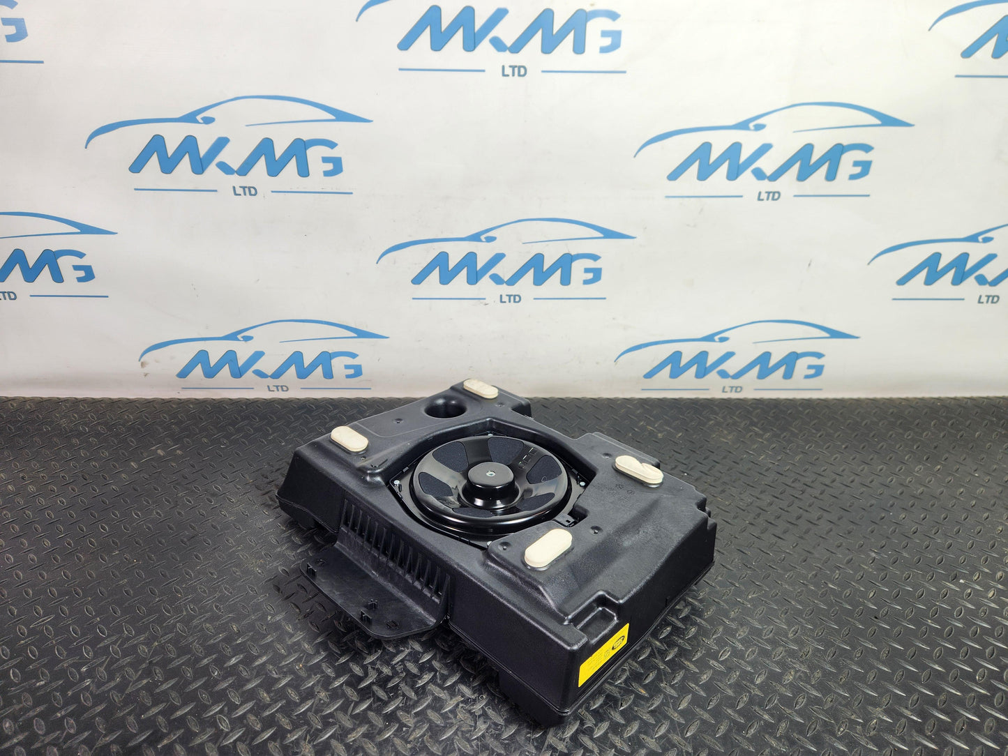 2012 - 2018 Land Rover Range Rover Evoque L538 SUV Subwoofer GJ3218808AC