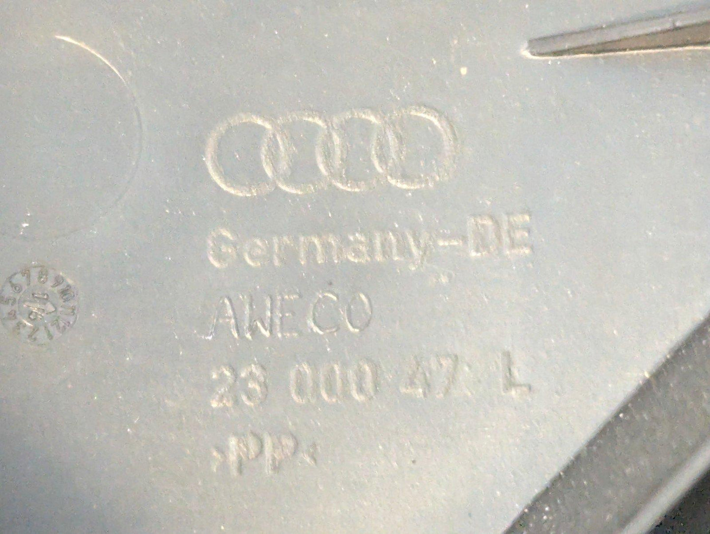 12-18 AUDI A6 C7 OEM REAR SEAT BOLSTER SIDE LEFT PASSENGER 4G085703