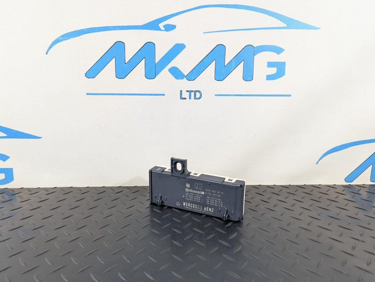 14-19 MERCEDES BENZ GLA X156 OEM TAILGATE LIFT CONTROL MODULE A2469003615