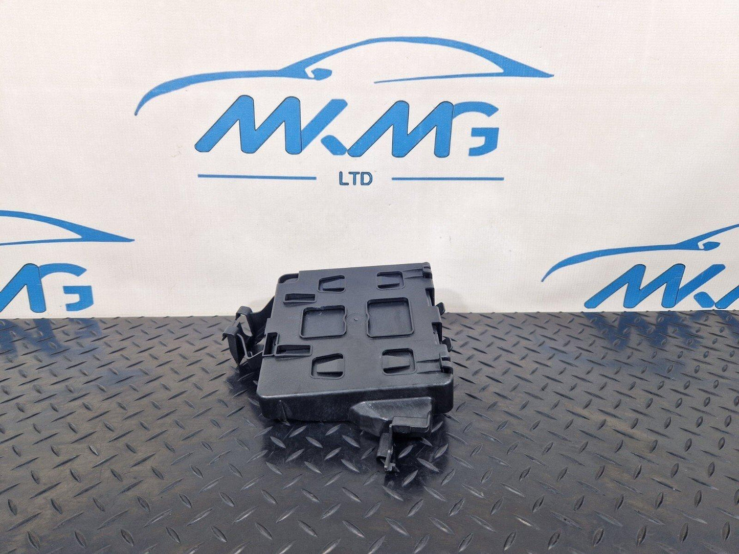 16-19 AUDI A4 B9 GENUINE BCM BODY CONTROL MODULE UNIT 8W0907064A