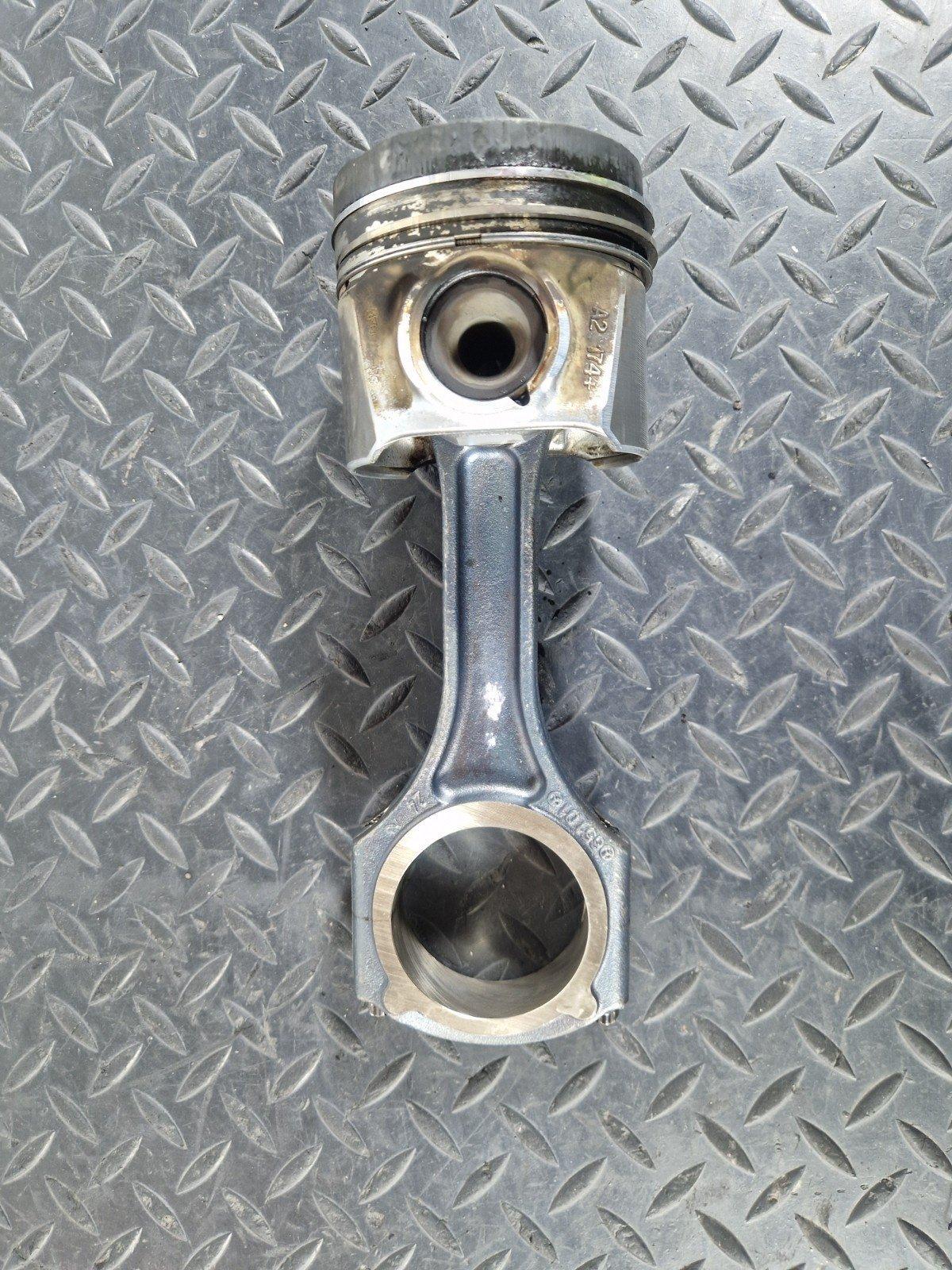 12-18 MERCEDES A B CLA-W176 W246 C117 OEM 1.8/2.1 CDI OM651 PISTON & CON ROD (1)