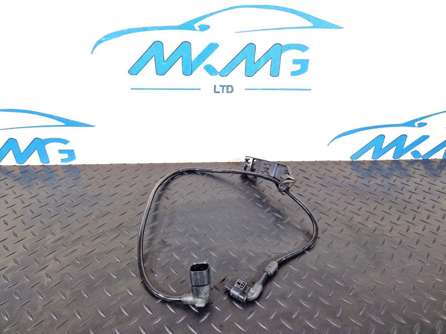 12-18 MERCEDES BENZ W176 OEM BRAKE SENSOR WIRING HARNESS A2465401305