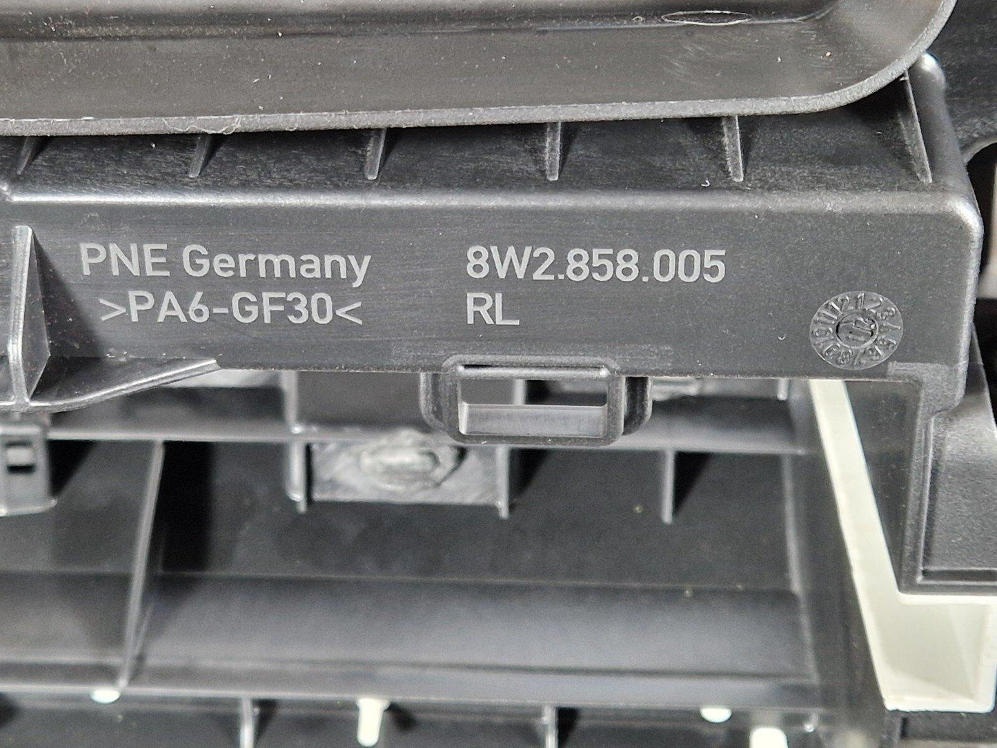 16-24 AUDI A5 F5 COUPE GENUINE DASHBOARD PANEL BEIGE WITH AIRBAG 8W0880204D