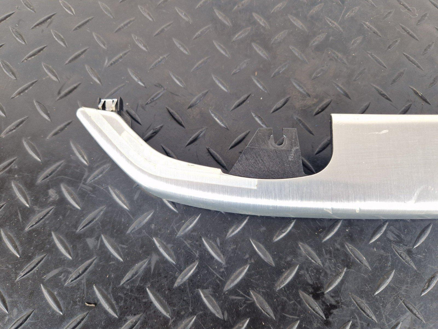 14-19 LAND ROVER L550 DISCOVERY SPORT O/S RIGHT DASHBOARD TRIM FK72640E72BD