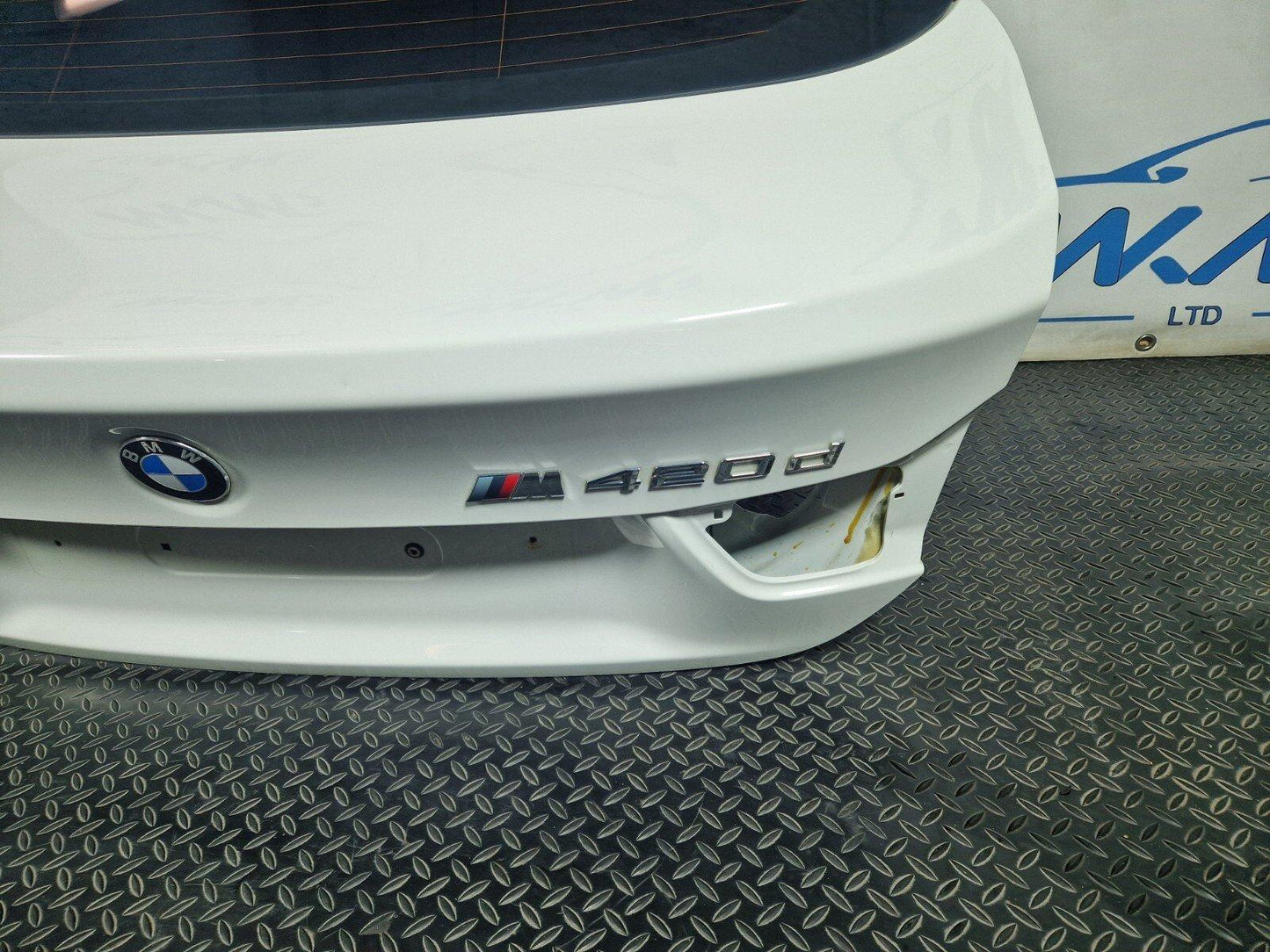 12-18 BMW 4 SERIES F36 LCI M-SPORT GENUINE TAILGATE PANEL ALPINE WHITE 300