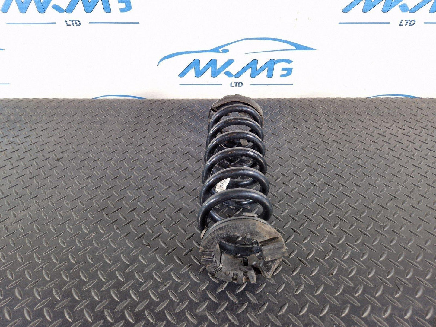 14-19 LAND ROVER L550 DISCOVERY GENUINE REAR RIGHT & LEFT SPRING FK725B749GB
