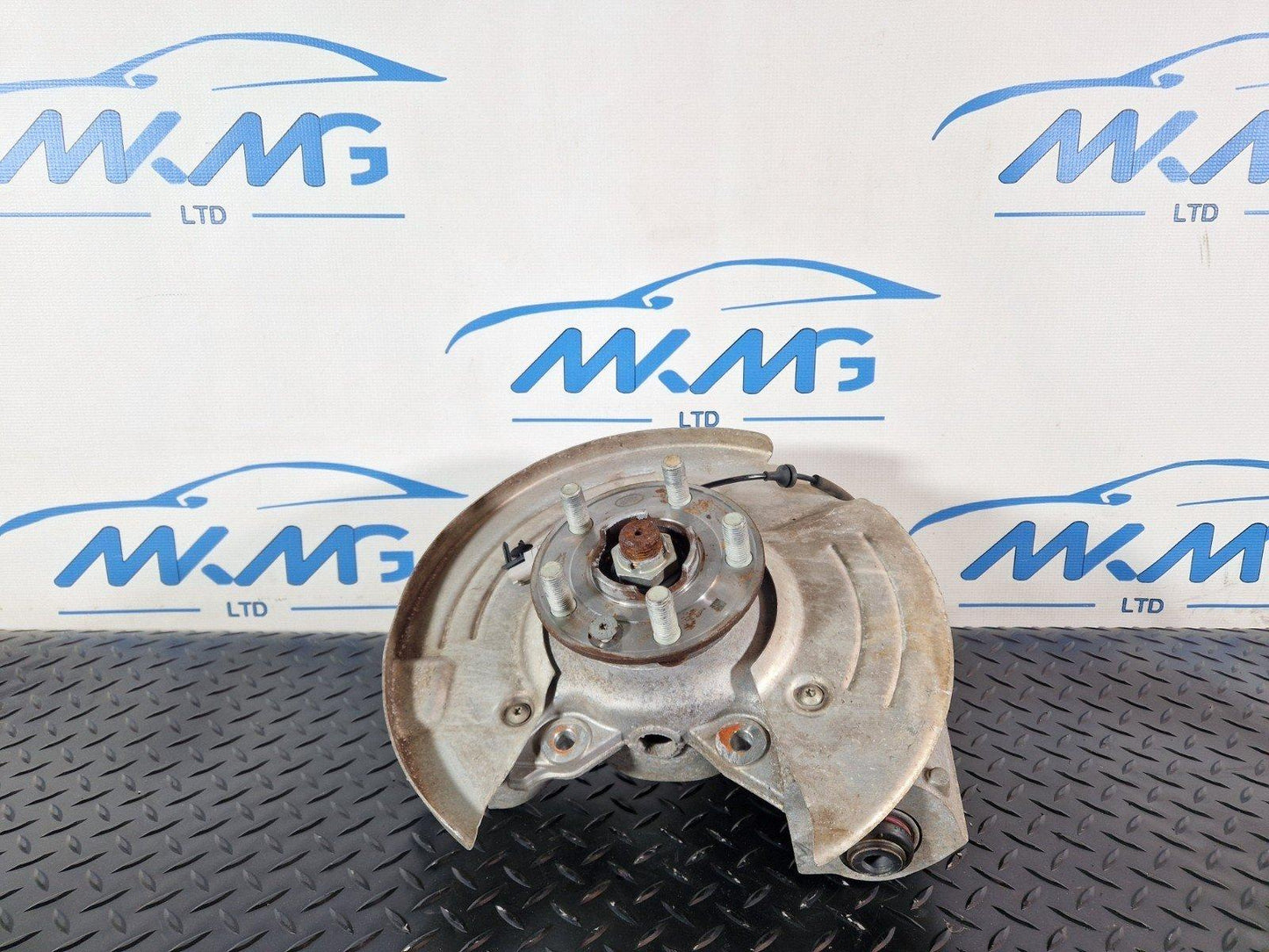 19-ON RANGE ROVER EVOQUE L551 GENUINE REAR RIGHT DRIVER WHEEL HUB GK724K327AB