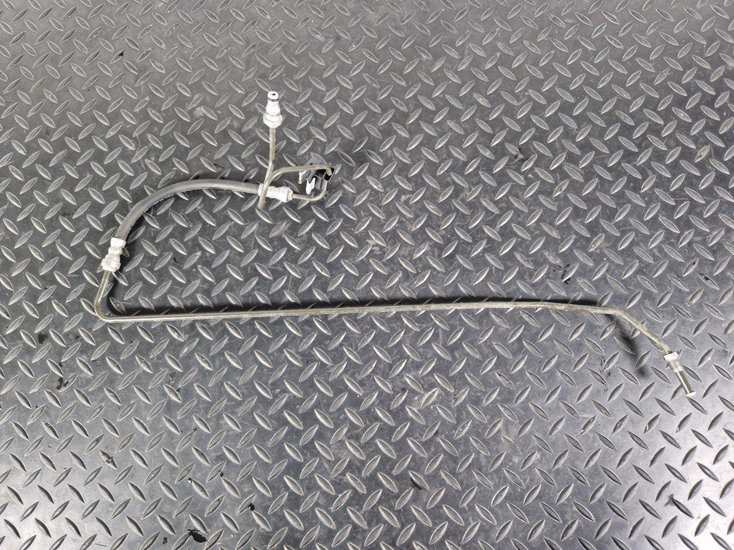 14-20 MERCEDES BENZ GLA 200 X156 OEM CLUTCH CABLE PIPE A2462900000