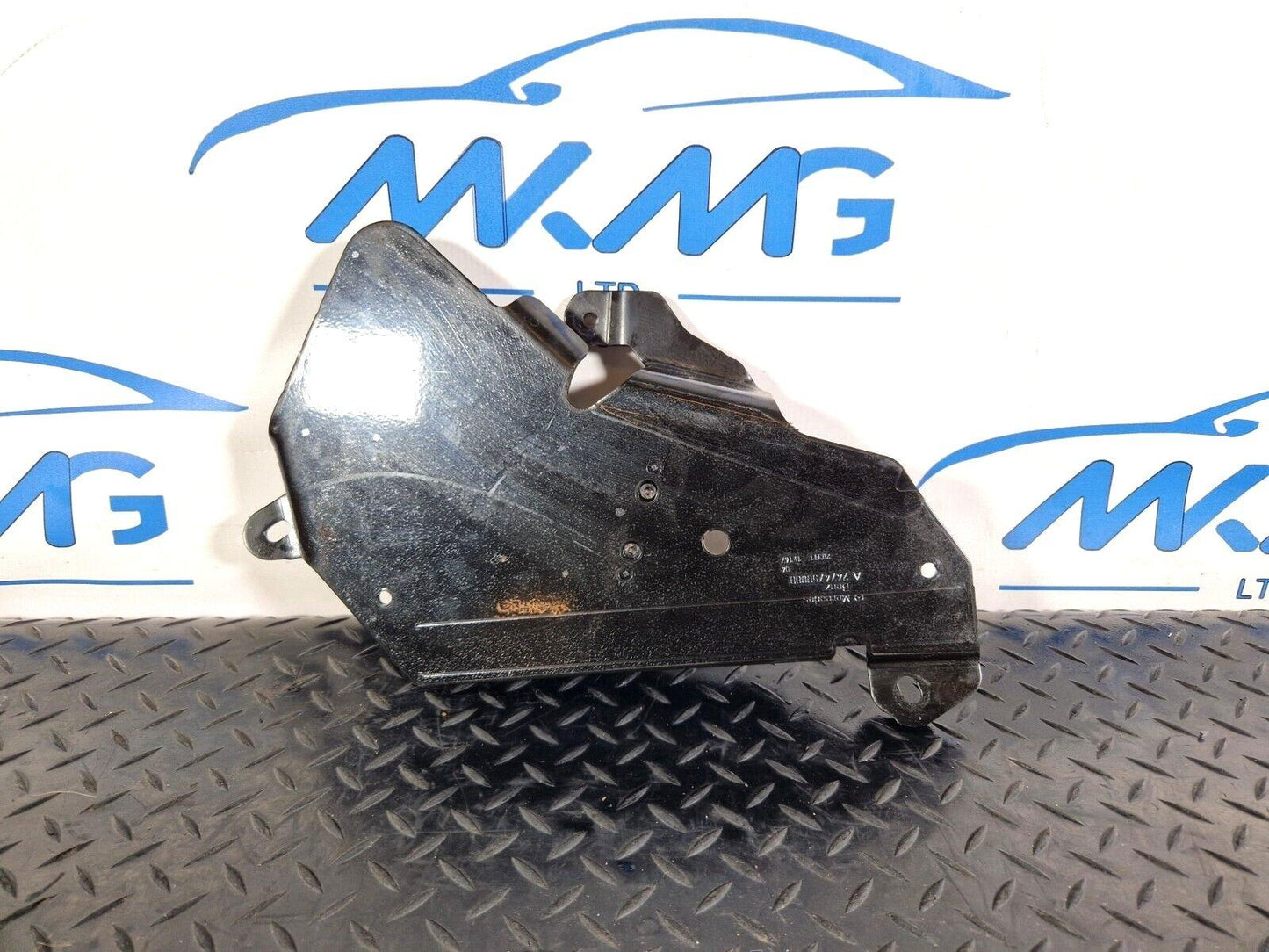 19-ON MERCEDES B W247 CLASS FUEL FILLER NECK PROTECTIVE METAL SHEET A2474750000