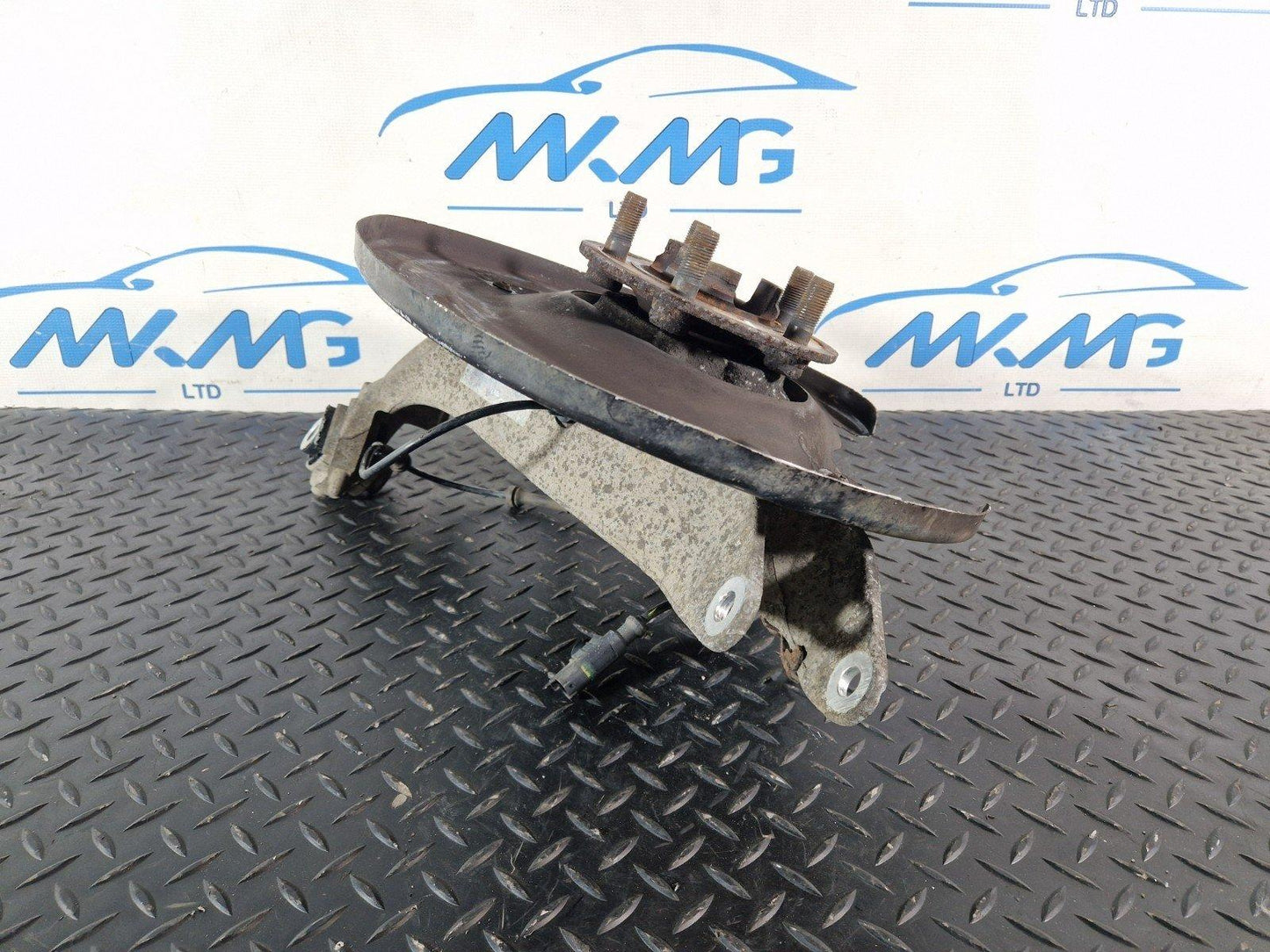 13-23 RANGE ROVER SPORT L494 3.0D REAR RIGHT O/S WHEEL HUB KNUCKLE DPLA5A968AB