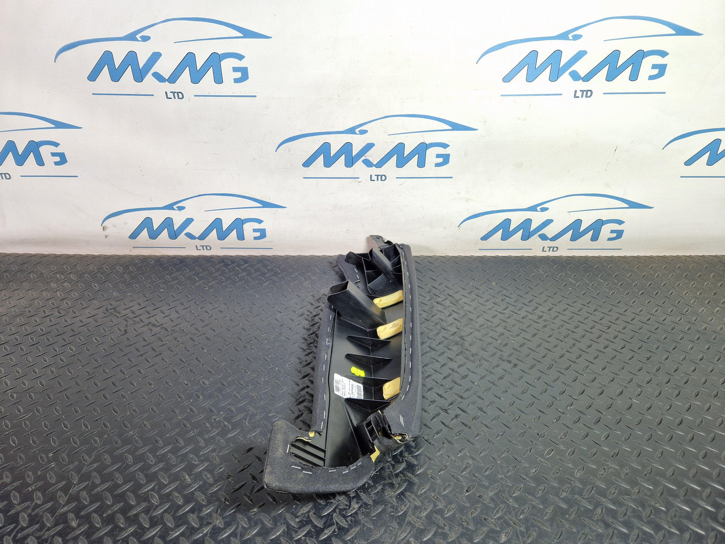 Audi A6 Allroad C7 Genuine Rear Seat Bolster Side Left Passenger 4G085703A