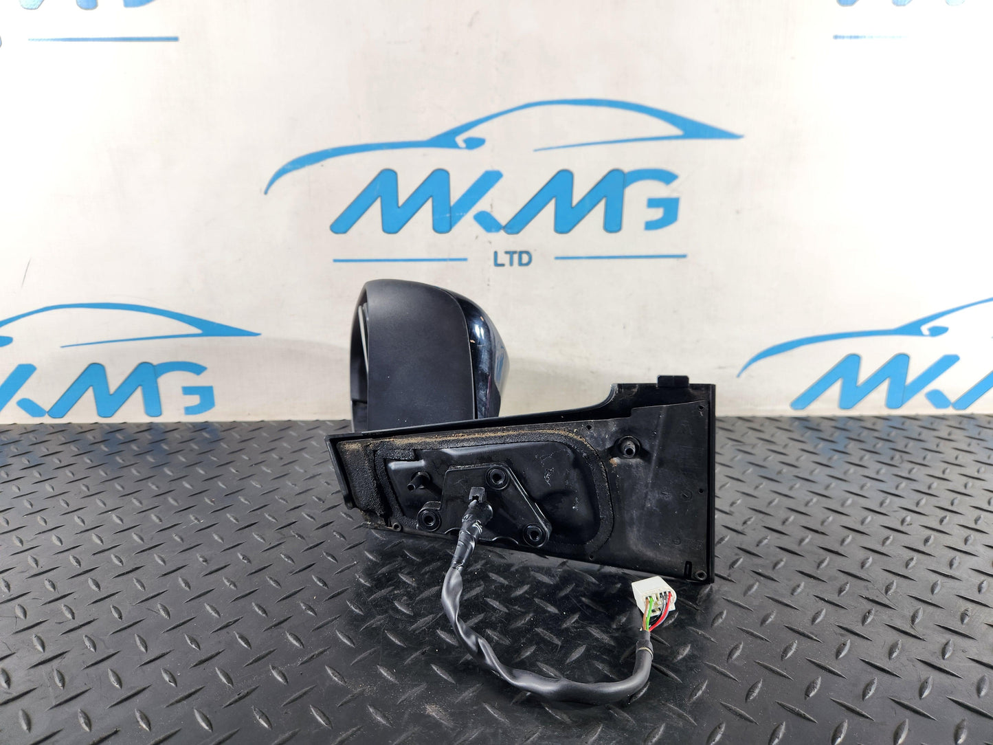 Toyota Yaris P130 Hatchback Right Driver Side Wing Mirror *Damaged* E8025614