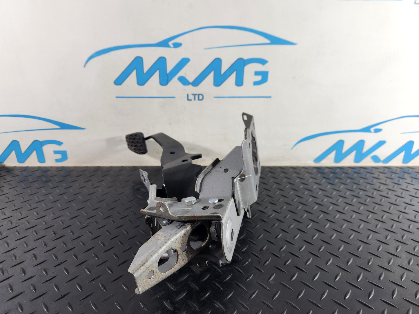 Ford Fiesta MK6 BRAKE PEDAL ASSEMBLY 8V512450FA