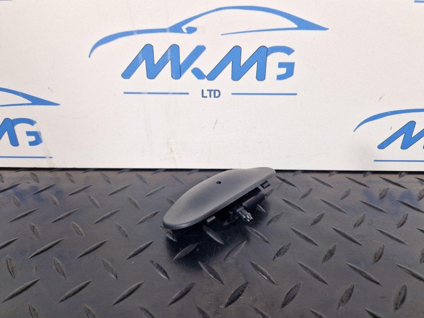 16-23 AUDI S5 COUPE GENUINE WINDSHIELD WASHER JET SPRAYER SPRAY 8W6955988A