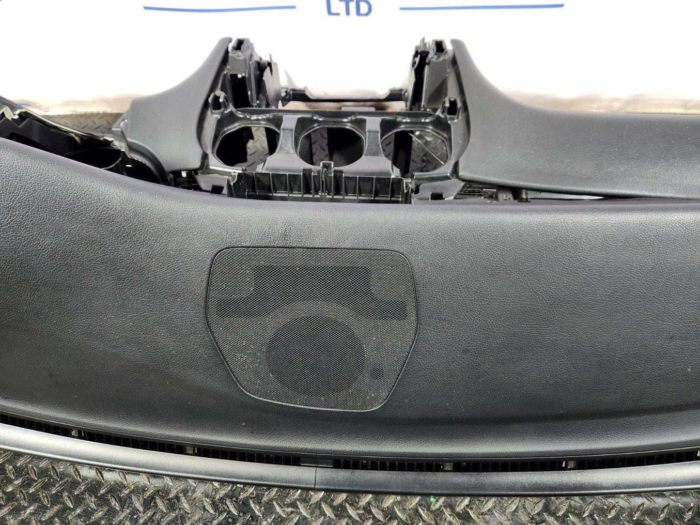 16-22 MERCEDES BENZ X253 GENUINE DASH DASHBOARD PANEL A2536800187 A2538600502