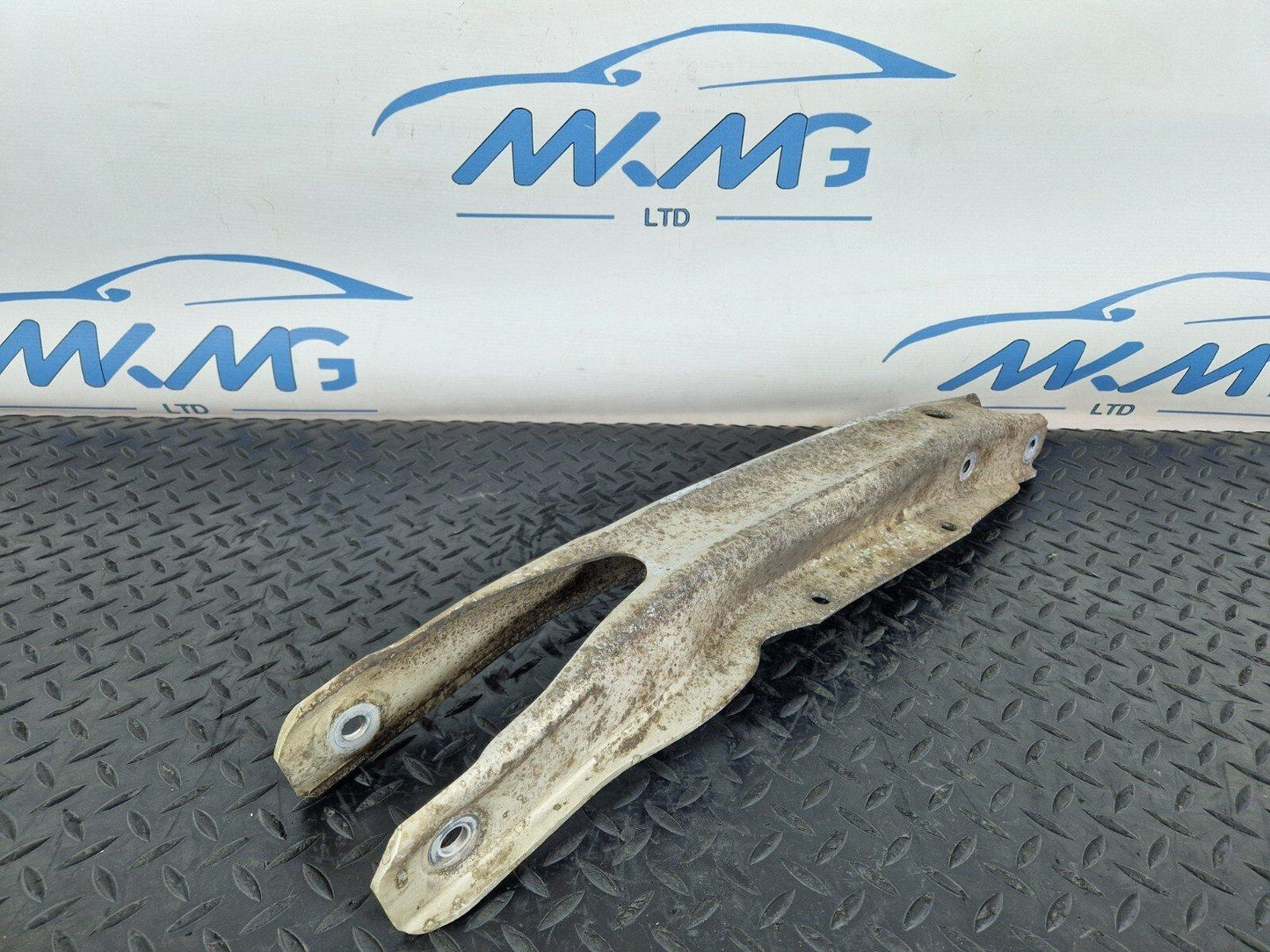 MERCEDES GLA X156 REAR CONTROL ARM SPRING LINK FITS LEFT & RIGHT A2463520002