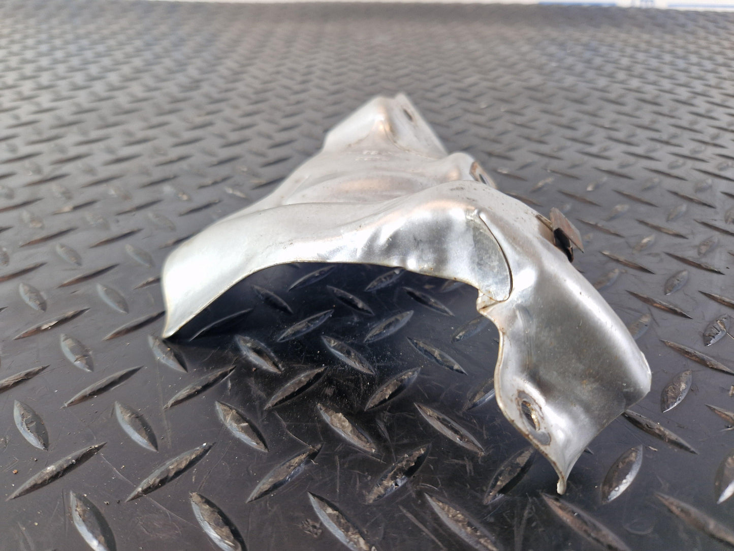 Range Rover Evoque L551 TURBOCHARGER HEAT PROTECTION SHIELD COVER HJ32-6K733-AA