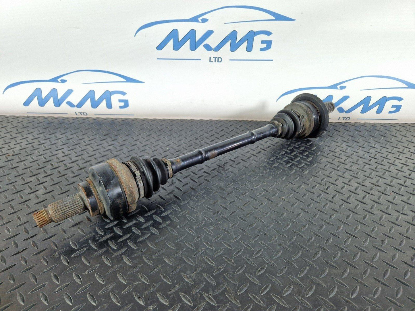 12-18 BMW 3 SERIES F30 LCI GENUINE OEM REAR LEFT SIDE N/S DRIVESHAFT 7597689