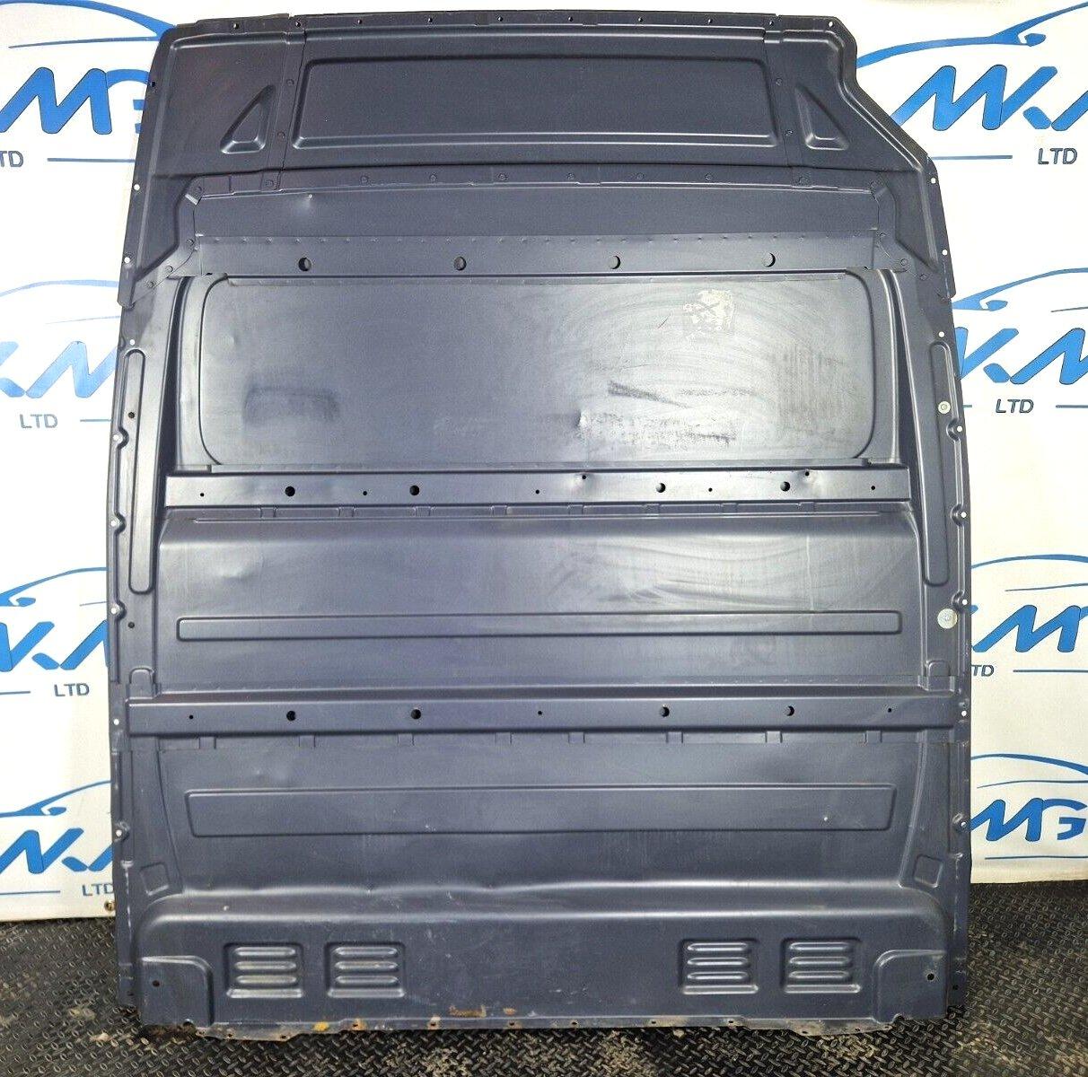 06-17 MERCEDES BENZ SPRINTER W906 GENUINE HEADBOARD LOAD PROTECTION BULKHEAD